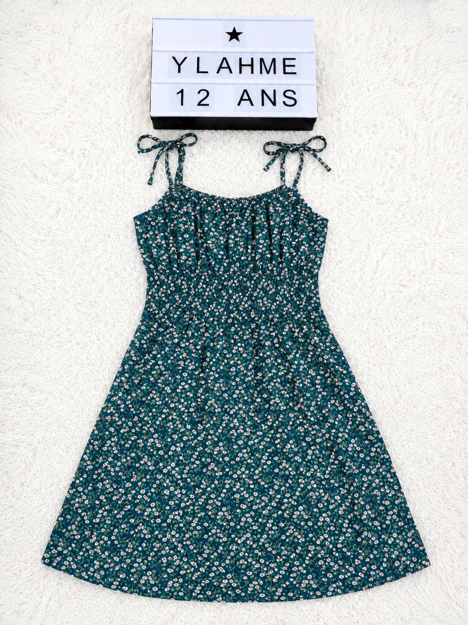 Robe fleurie verte taille S 14 ans 👒